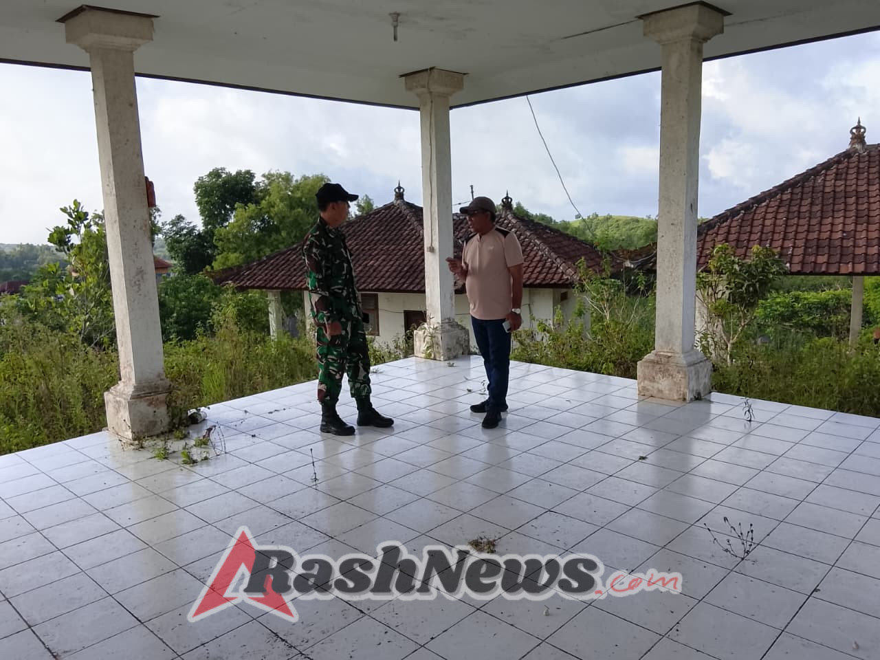 Turun Langsung Ke Lapangan, Danramil Nusa Penida Cek Kelayakan Lahan Rencana KDKMP Desa Batukandik