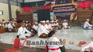 Babinsa Jajaran Kodim 1617/Jembrana Pastikan Kelancaran Upacara Keagamaan di Desa Binaan.