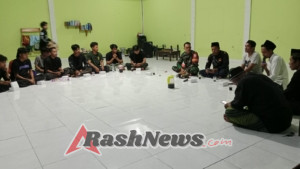 Tingkatkan Kualitas Generasi Muda, Babinsa Yeh Sumbul Gelar Pembinaan Mental di Ponpes Minhajut Thullab