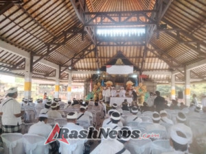 Pasiintel Kodim Klungkung Sebut Pengukuhan Prajuru MDA Kecamatan Sekabupaten Klungkung Wujud Nyata Penguatan Nilai-Nilai Kearifan Lokal