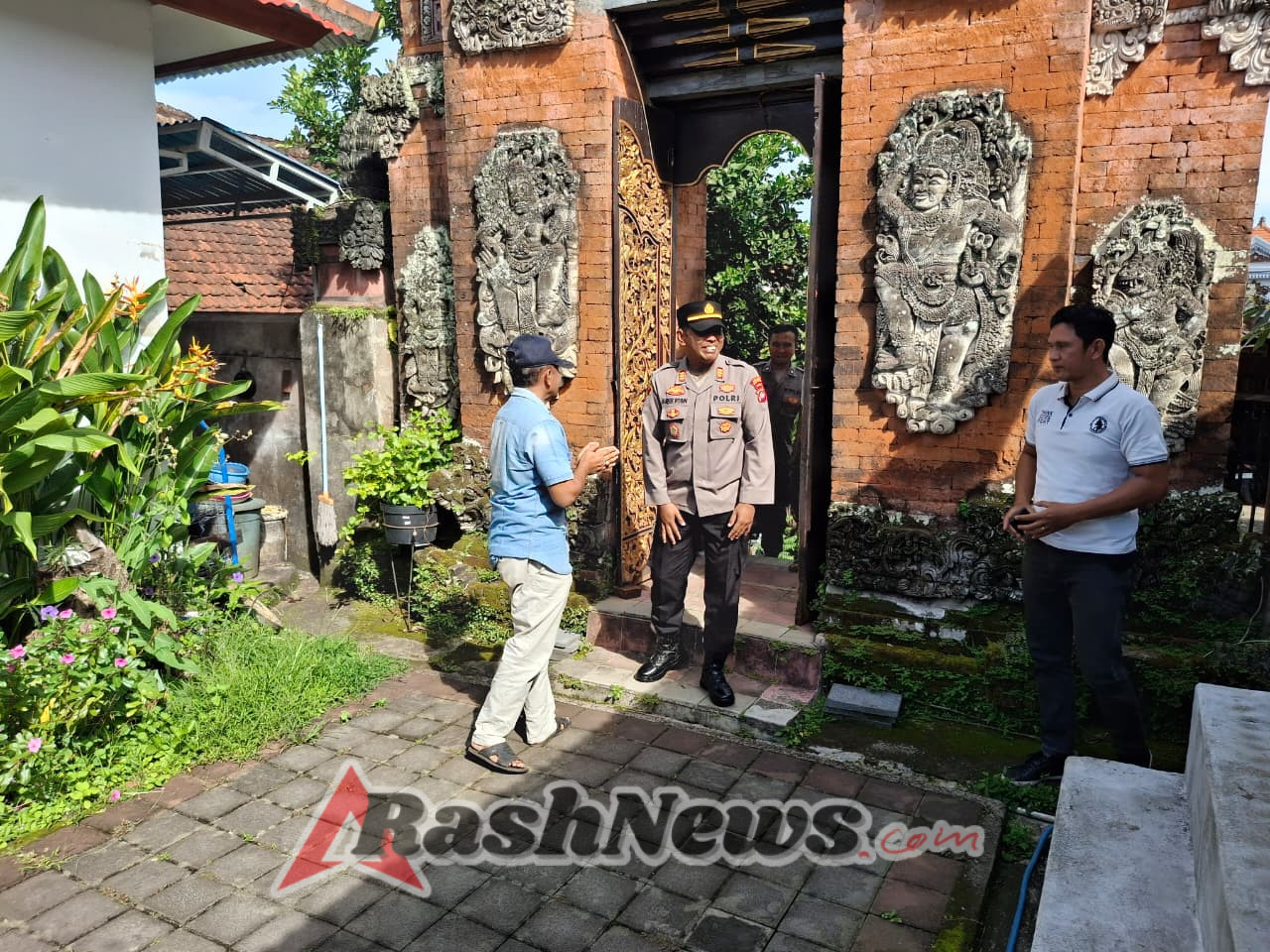 Muspika Sawan Bersinergi Jaga Kamtibmas Melalui Sambang dan Koordinasi di Desa Sudaji