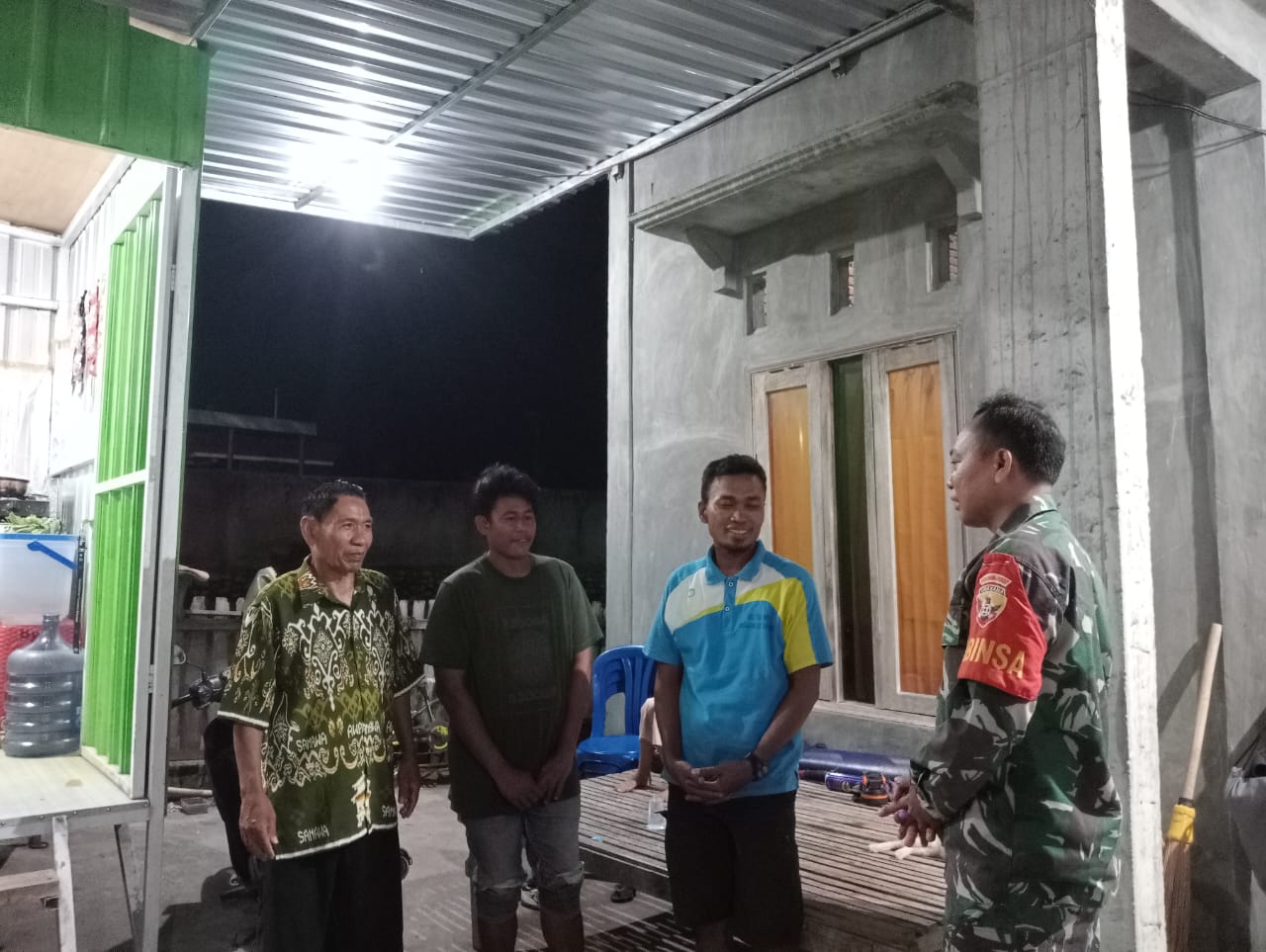 ‎Patroli Malam Koramil Moyo Hilir, Warga Diimbau Kurangi Aktivitas Larut Malam