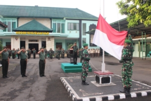 Kodim 1616/Gianyar Manfaatkan Upacara Bendera sebagai Sarana Pembinaan Disiplin dan Mental Prajurit