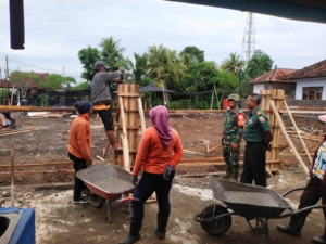 Komitmen Danramil 1617-02/Mendoyo dalam Menjamin Kualitas dan Keamanan Proyek Ketahanan Pangan