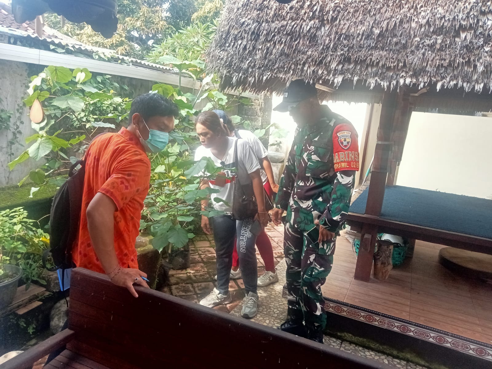 Door To Door, Babinsa Tusan Lakukan PSN Cegah DBD