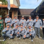 Momentum Hari Desa Nasional, Babinsa Sayan Teguhkan Komitmen Pengabdian di Wilayah Binaan