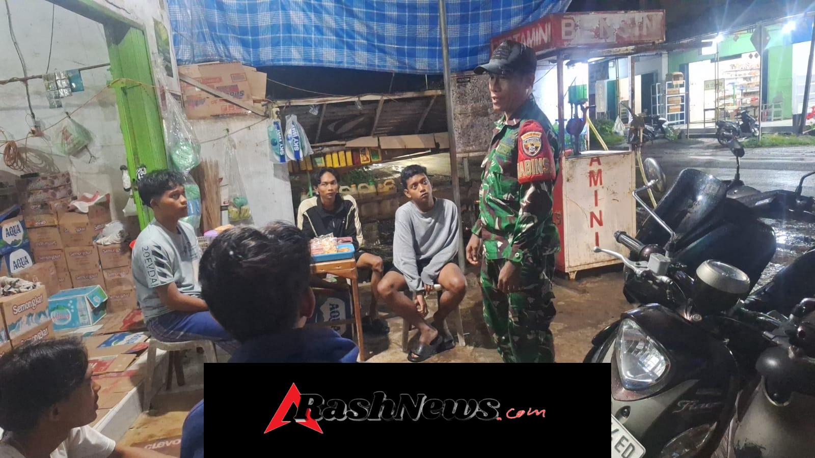 Anggota Koramil 1607-02/Empang Laksanakan Patroli Rutin di Kecamatan Empang