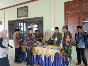 Babinsa Hadir Pastikan Pembukaan MTQ XXXI Kecamatan Buleleng Berjalan Tertib dan Kondusif