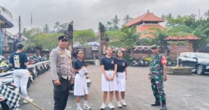 Babinsa Desa Banjar Anyar Pastikan Keamanan Jalan Santai HUT ke-28 SMAN 1 Kediri