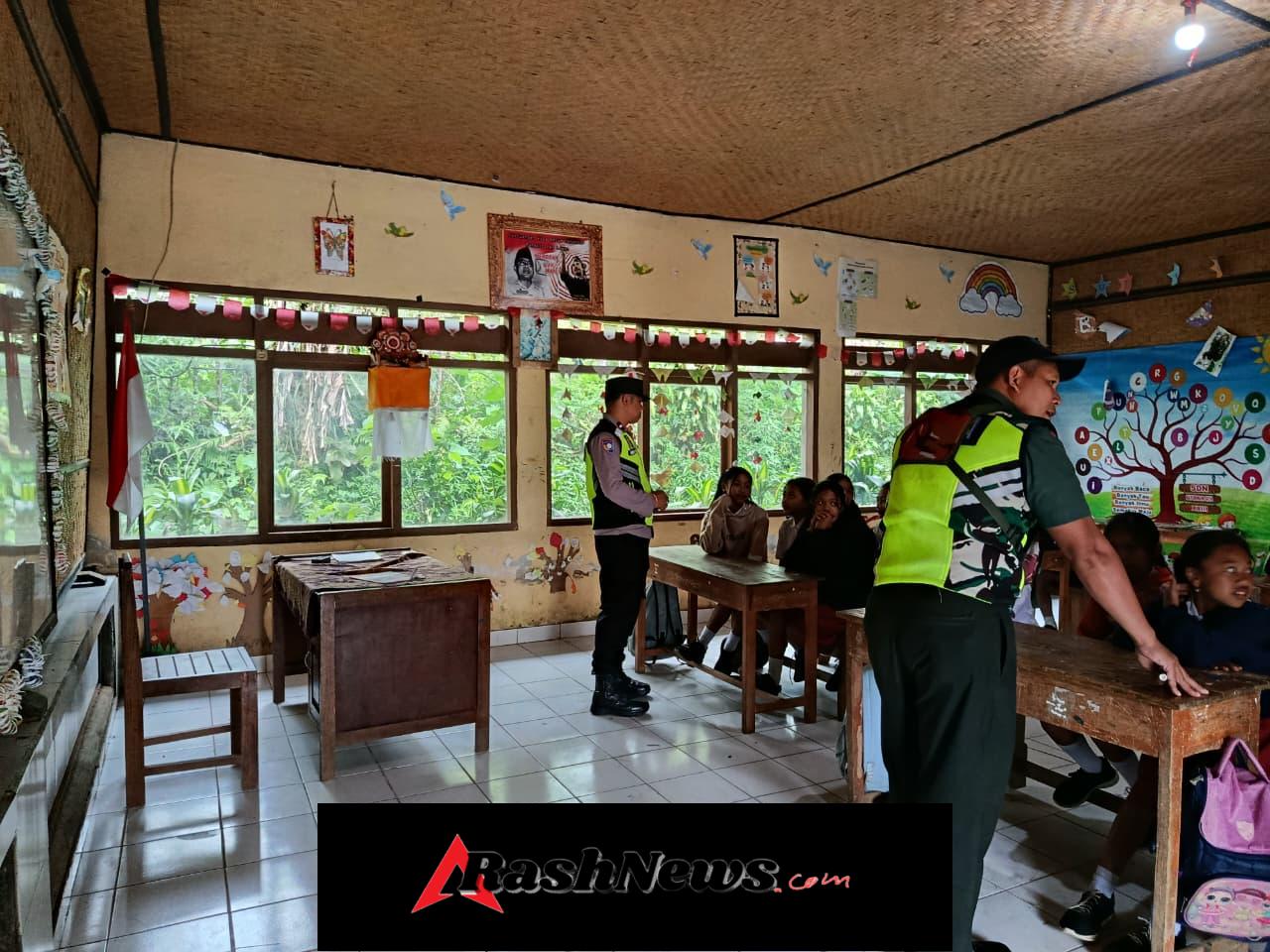 Kunjungan Edukatif TNI-Polri Bentuk Generasi Berkarakter di Desa Wanagiri