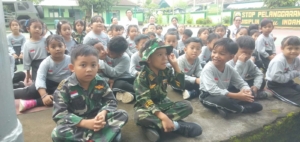 TK Negeri Semarapura Kaja Masuk Markas Tentara, Kodim Klungkung Tanamkan Cita- Cita Dan Masa Depan Sejak Dini