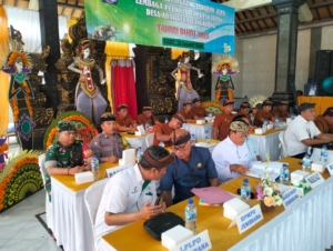 Perkuat Ekonomi Lokal, Babinsa Jajaran Kodim 1617/Jembrana Pantau Pertanggungjawaban LPD