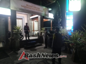 Dengan ” Bluelight ” Patrol, Polsek Bebandem Cegah Kejahatan Malam Hari