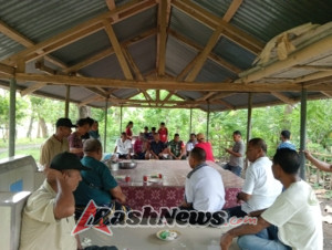 Babinsa Sertu Donatus Kiri Ajak Warga Desa Woloau Jaga Keamanan dan Kebersihan Lingkungan