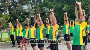 Fisik Kuat untuk Tugas di Perbatasan, Satgas Pamtas Yonarmed 12 Kostrad Lari Pagi