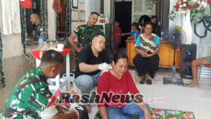 Peduli Kesehatan dan Generasi Muda, Dandim 1627/Rote Ndao Gelar Akupuntur Gratis dan Bagi Susu Balita
