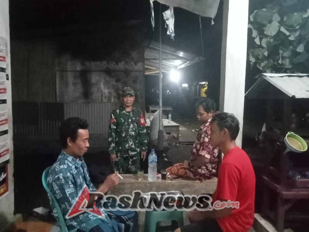 Ciptakan Lingkungan Aman, Babinsa Laksanakan Patroli dan Edukasi Kamtibmas