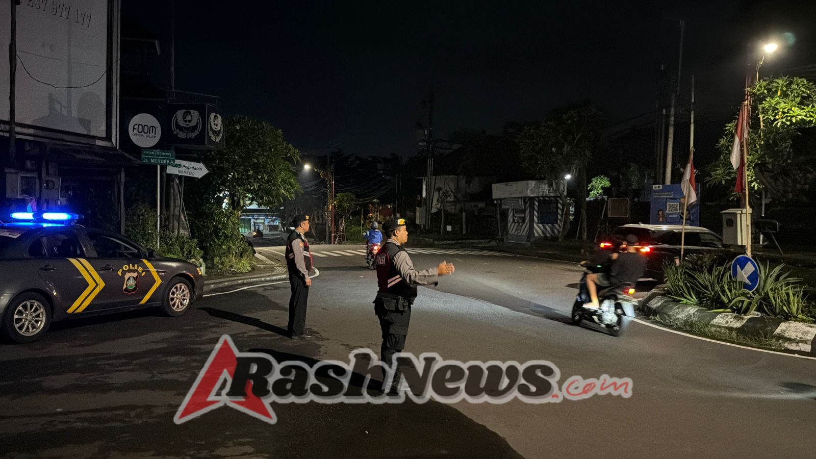Sat Samapta Polres Bangli Laksanakan Pergelaran Blue Light Patrol di Pusat Keramaian Kota Bangli pada Malam Hari