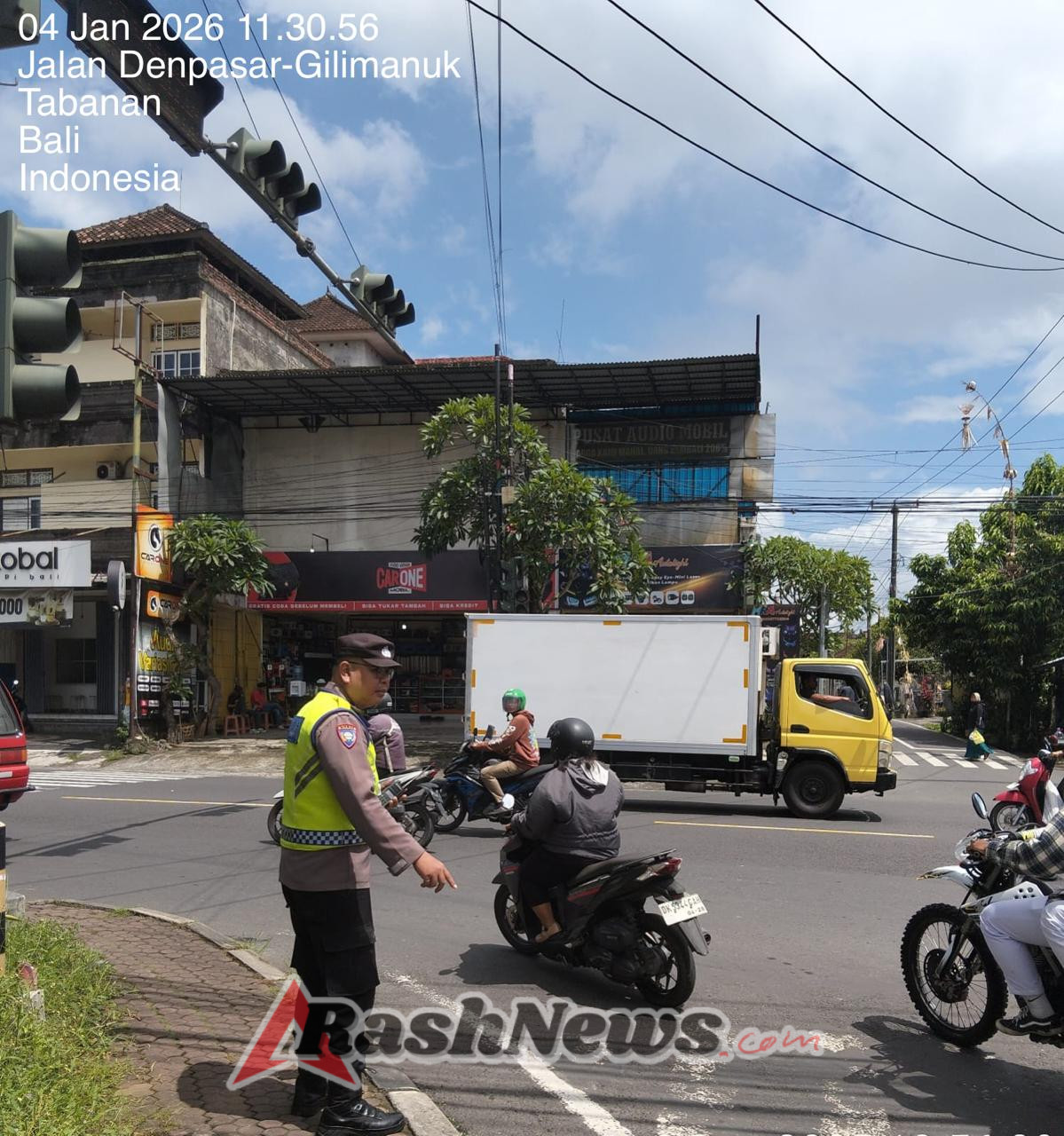 Atensi Kemacetan dan Laka, Polsek Kediri Gelar Personil  Untuk Laksanakan Strong Point