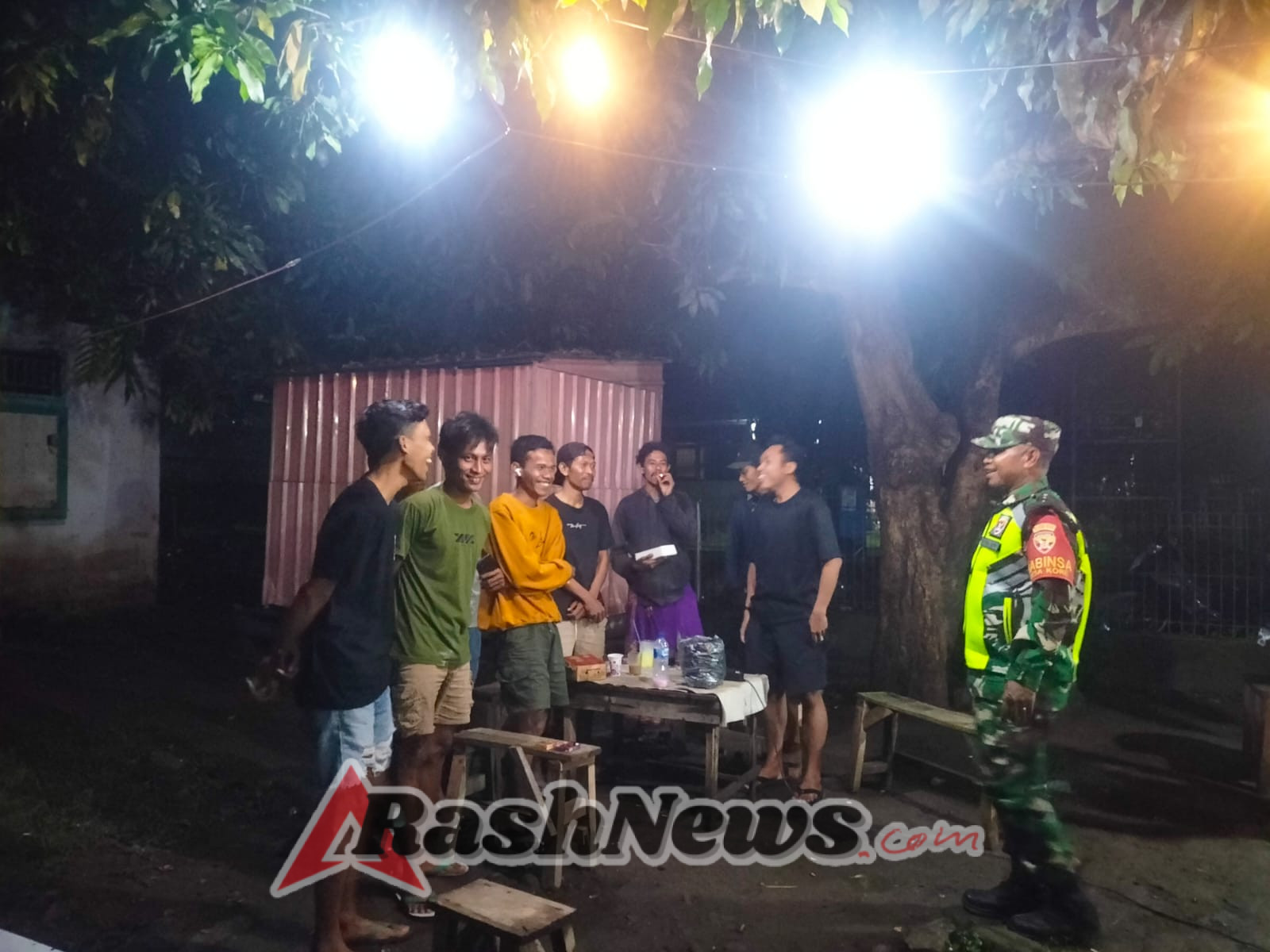 Babinsa Koramil Donggo Ajak Warga Perkuat Silaturahmi dan Tertibkan Sosialisasi Anak