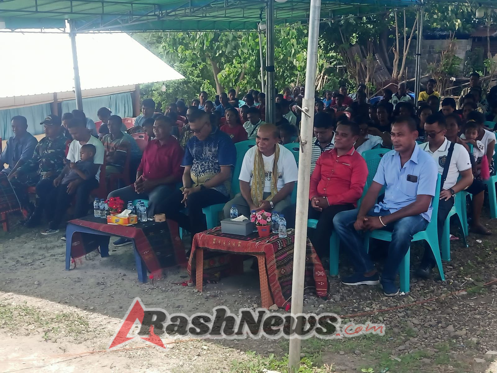 Acara Nataru Desa Watukobu Berlangsung Meriah dan Aman