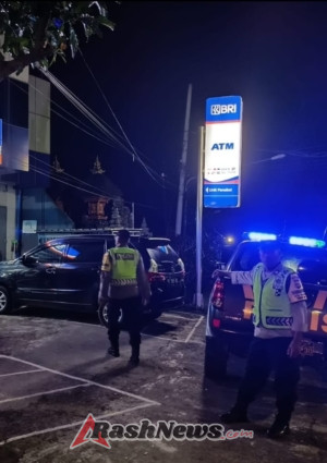 Cegah terjadinya Kriminalitas pada malam hari, Polsek Penebel laksanakan Patroli Blue Light