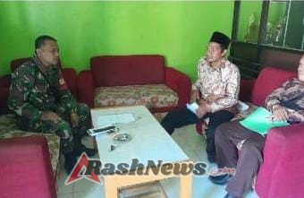 ‎Babinsa Desa Bagik Nyaka Santri Laksanakan Komsos Bersama Warga