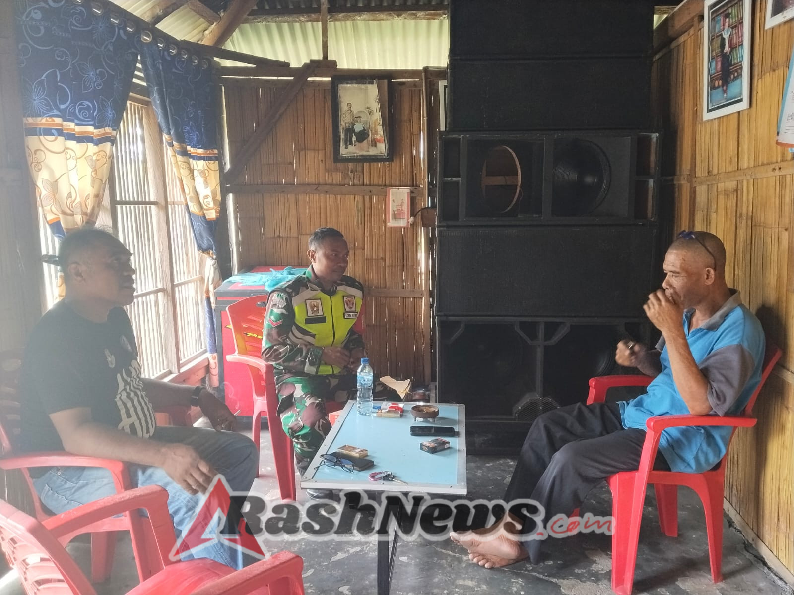 Pamwil dan Komsos Babinsa Koramil Wolowaru Berjalan Lancar di Desa Maubasa