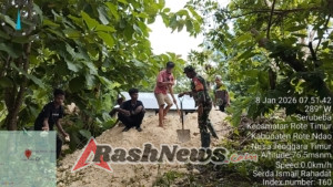 Pembersihan Jalan dan Persiapan Tiang KDKMP Desa Serubeba Berjalan Lancar dengan Pendampingan Babinsa