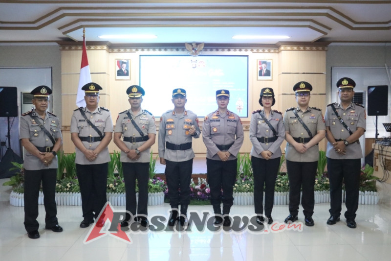 Pimpin Sertijab dan Pelantikan Kapolsek, Kapolres Gianyar Tekankan Profesionalisme Personel