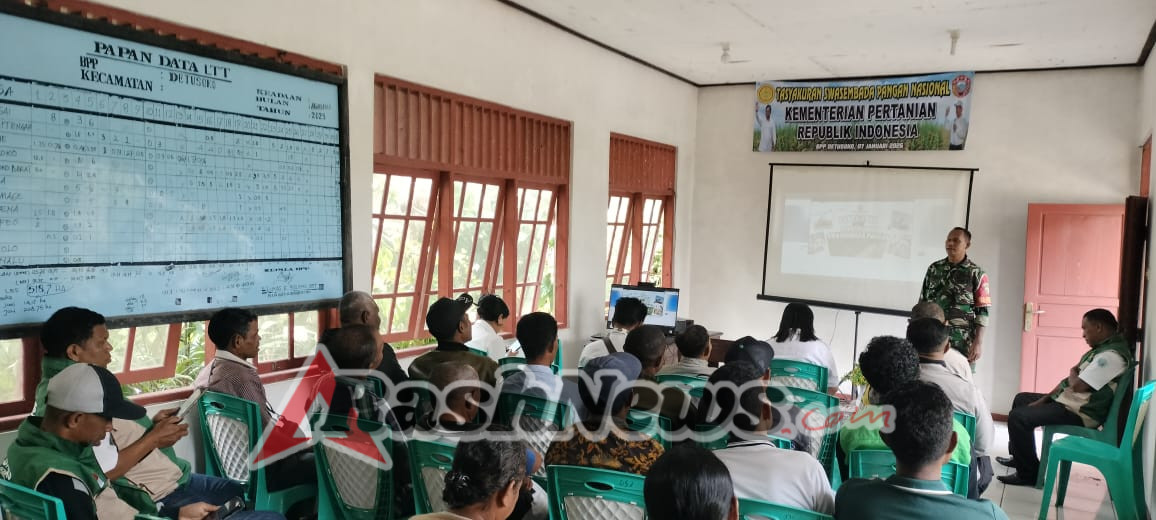 Babinsa Koramil 1602-03/Detusoko Dukung Kelancaran Program Ketahanan Pangan Nasional