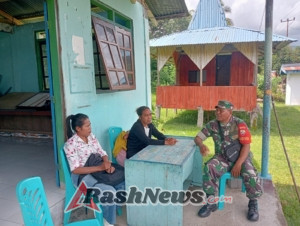 Komsos TNI di Desa Tanali: Sinergi Babinsa dan Masyarakat untuk Desa Lebih Aman