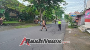 Personel Polres Bangli Wujudkan Lalu Lintas Aman dan Lancar di Pagi Hari