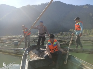 Satpolairud Polres Bangli Sambangi Pembudidaya Keramba Jaring Apung, Dukung Ketahanan Pangan dan Kamtibmas Pesisir Danau Batur