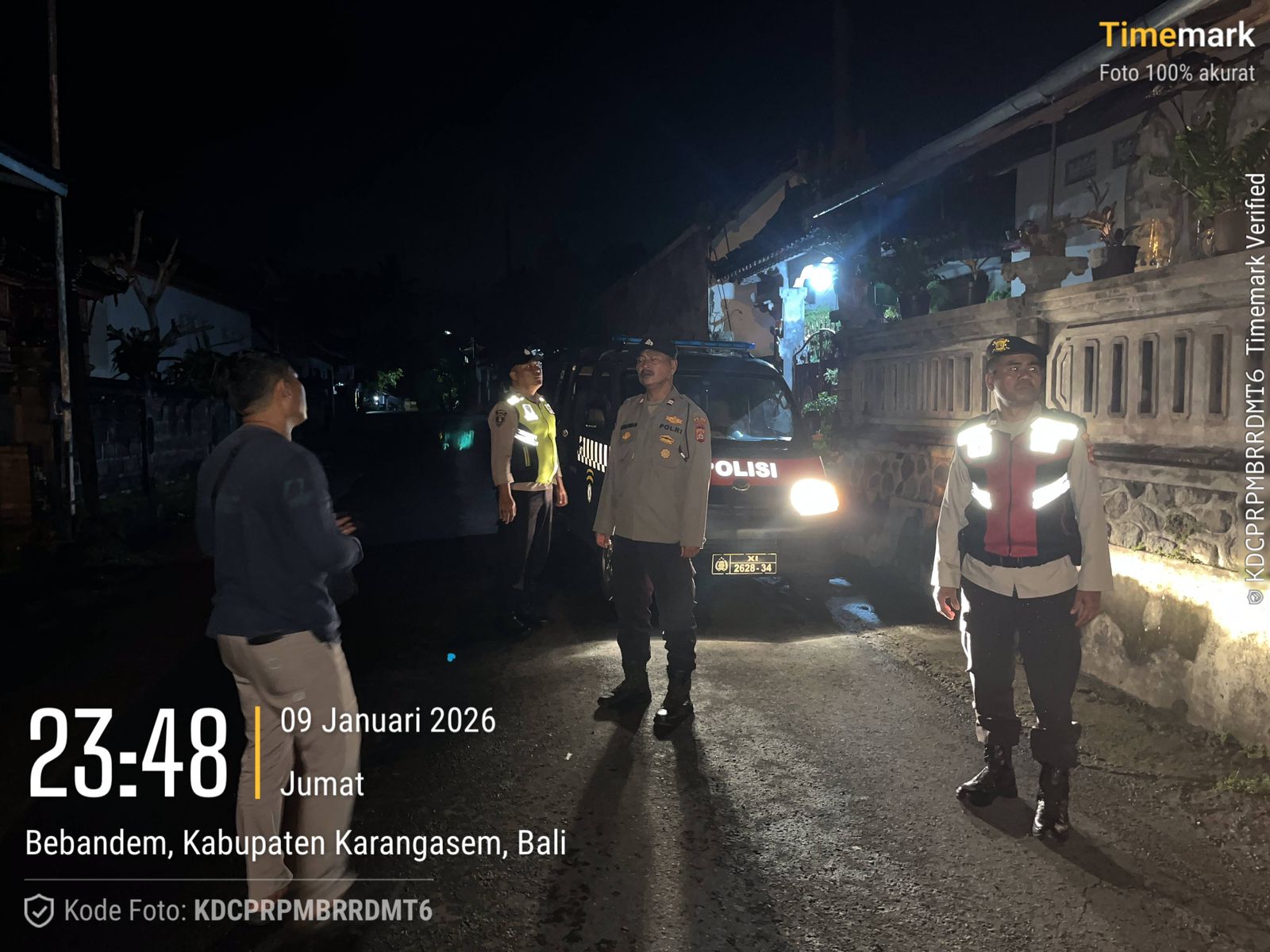 Polsek Bebandem Laksanakan Blue Light Patrol untuk Antisipasi Gangguan Kamtibmas