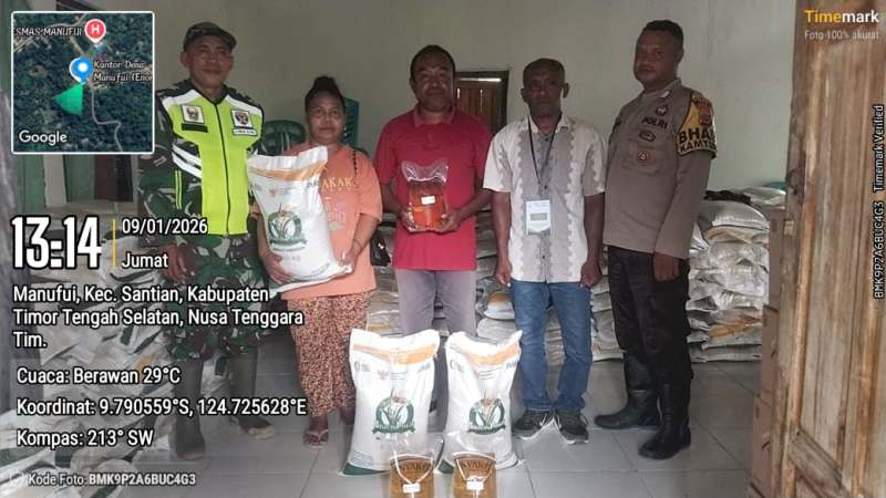 Bantuan Pangan Nasional Tersalurkan Aman di Manufui, Danramil: Kami Pastikan Prosesnya Tertib.
