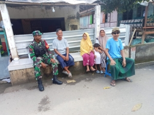 Babinsa Desa Senayan Pastikan Pembangunan Koperasi Merah Putih Aman dan Lancar