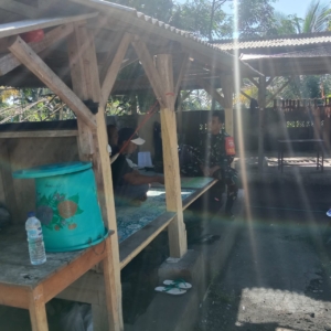 ‎Babinsa Aikmel Utara Aktif Komsos demi Menjaga Keamanan dan Kebersamaan Warga