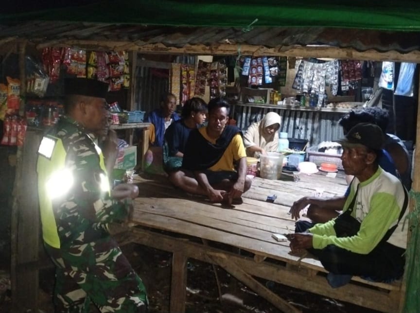 Babinsa Koramil 1608-07/Monta Intensifkan Patroli dan Ronda Malam untuk Jaga Kamtibmas