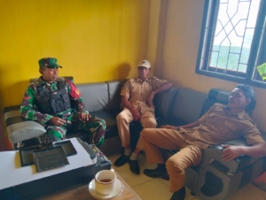 TNI AD Bersinergi dengan Pemdes Kiantar Bahas Koperasi Merah Putih
