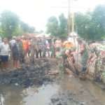 Masyarakat Desa Nggembe Apresiasi Kehadiran TNI dalam Kegiatan Karya Bakti