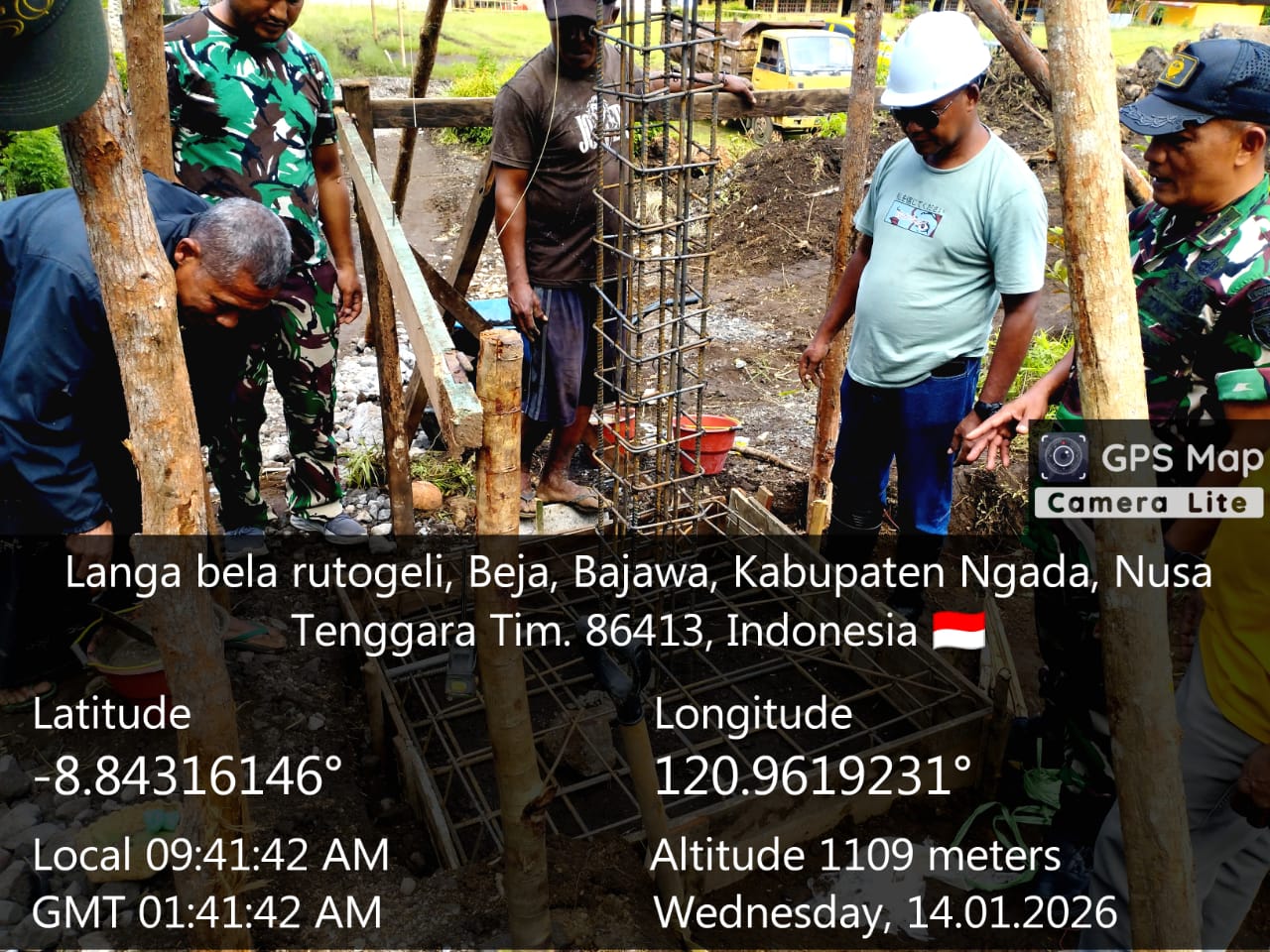 Kasdim dan Pasi Log Kodim 1625/Ngada Hadiri Peletakan Batu Pertama KDKMP Bela