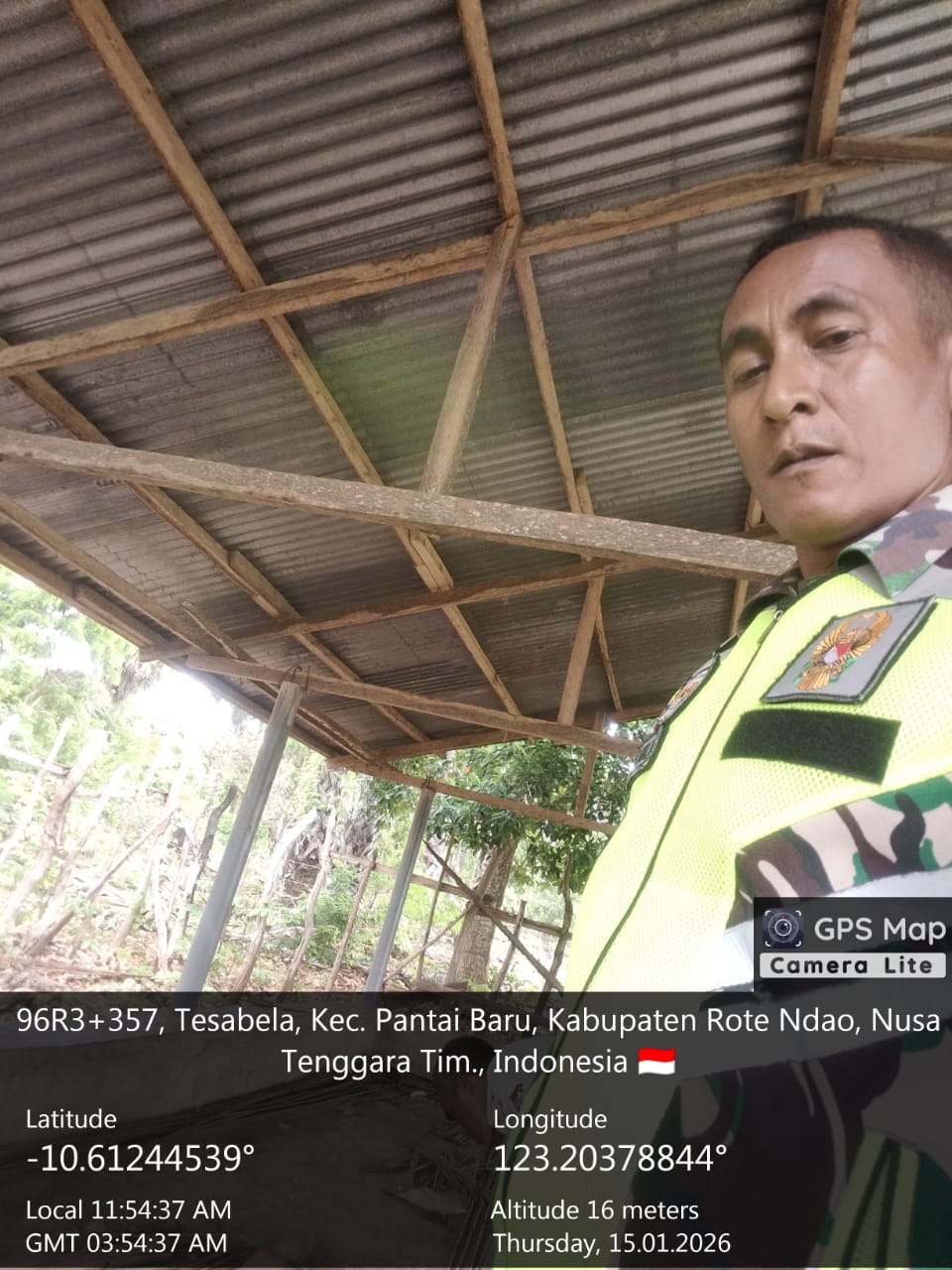 Babinsa Pantai Baru Kawal Tahapan Pembangunan KDKMP di Tesabela