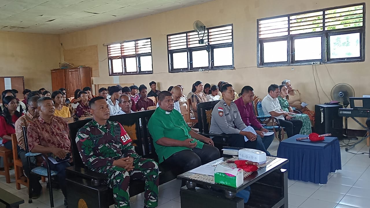 Kopda Grani Fia Hadiri Perayaan Natal dan Tahun Baru di SMK Negeri Pantai Baru