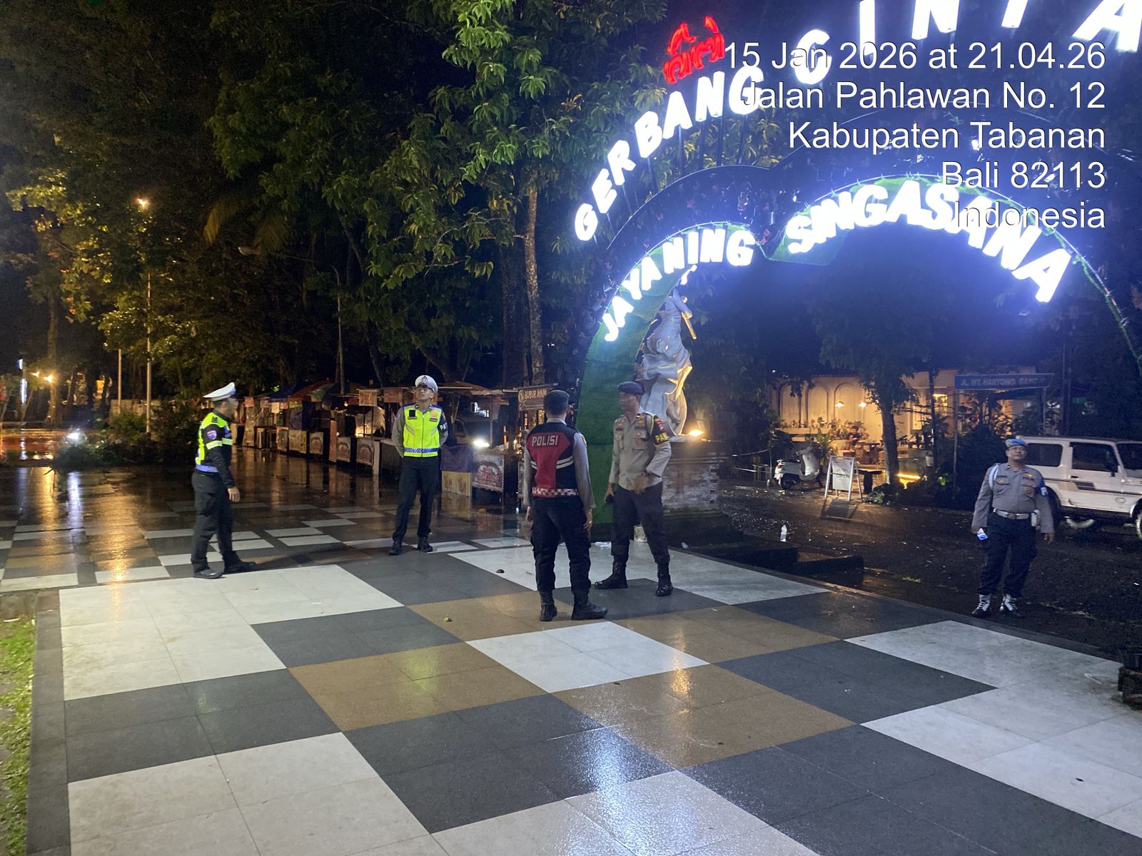 Blue Light Patrol Malam Hari, Polres Tabanan Jaga Keamanan Tempat Keramaian