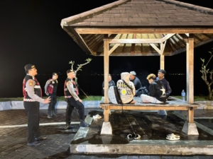 Jaga Kondusifitas Samapta Polres Klungkung Rutin Gelar Patroli Malam.