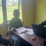 Hadir di Wilayah Binaan, Babinsa Ende Berikan Himbauan Waspada Keamanan dan Ketertiban