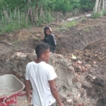 Babinsa Rote Tengah Kawal Pembangunan Koperasi Merah Putih Desa Lidabesi
