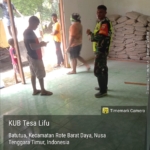 Penerimaan Material KDKMP Desa Sakubatun Berjalan Aman dengan Pendampingan Babinsa