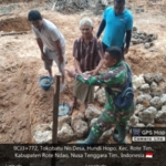 Babinsa Koramil 1627-02 Pantai Baru Kawal Pembangunan KDKMP Hundihopo